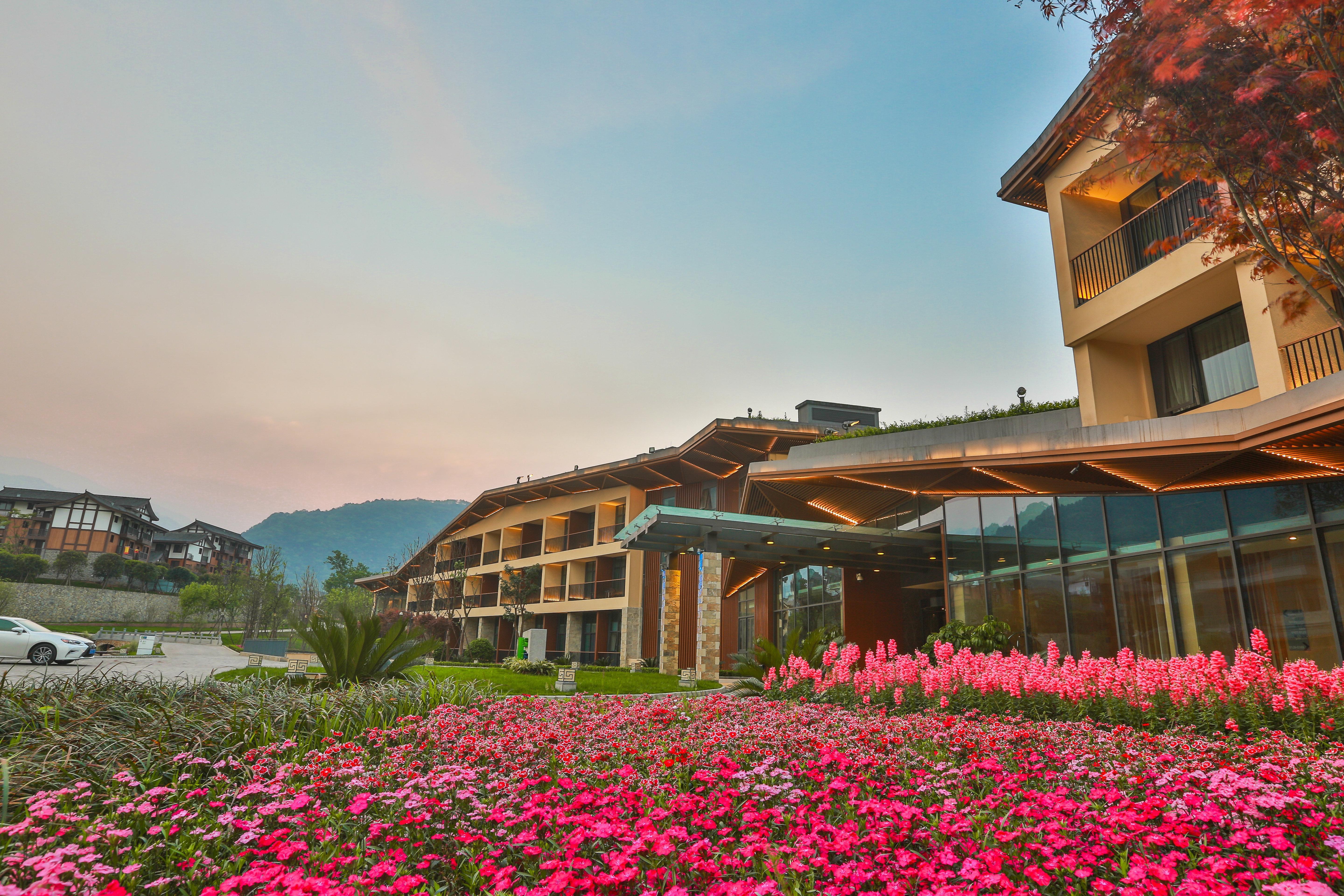 Holiday Inn Express Emei Mountain By Ihg Emeishan Luaran gambar