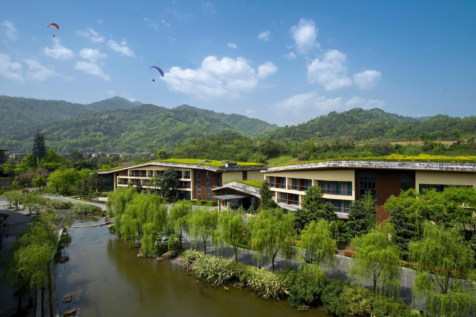 Holiday Inn Express Emei Mountain By Ihg Emeishan Luaran gambar